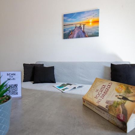 Ionian Luxury Apartments Perama  Buitenkant foto