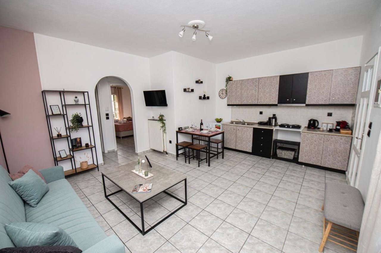 Ionian Luxury Apartments Perama  Buitenkant foto
